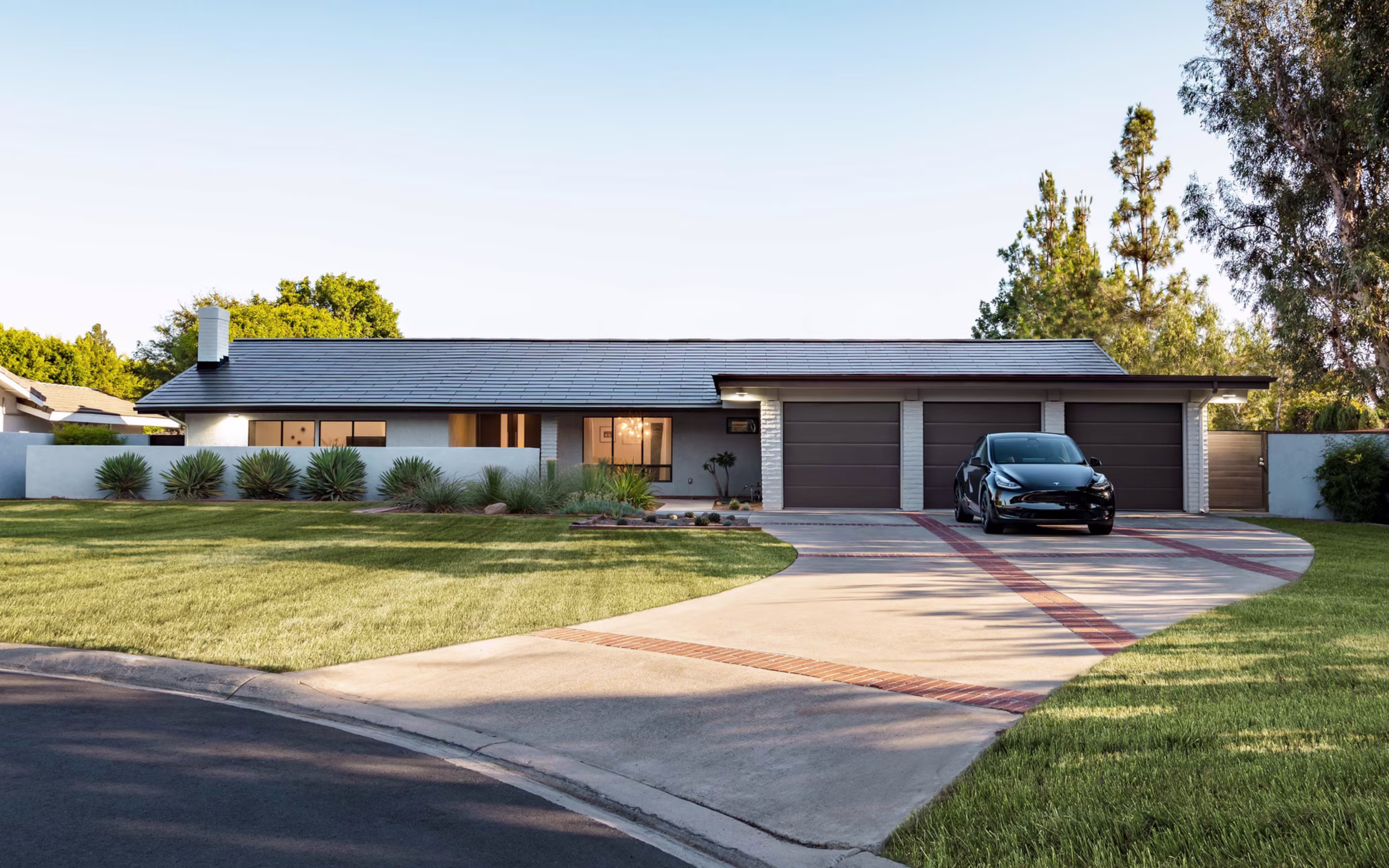 solar roof image
